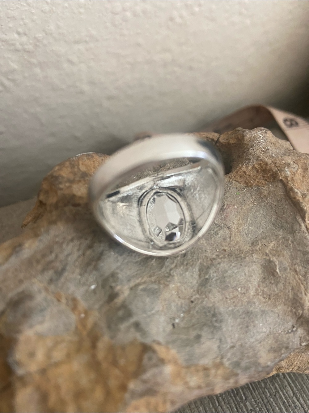5/$10❤️❤️❤️NEW Silver Tone Zinc Alloy Yellow Amber Acrylic Statement Ring - Picture 4 of 6